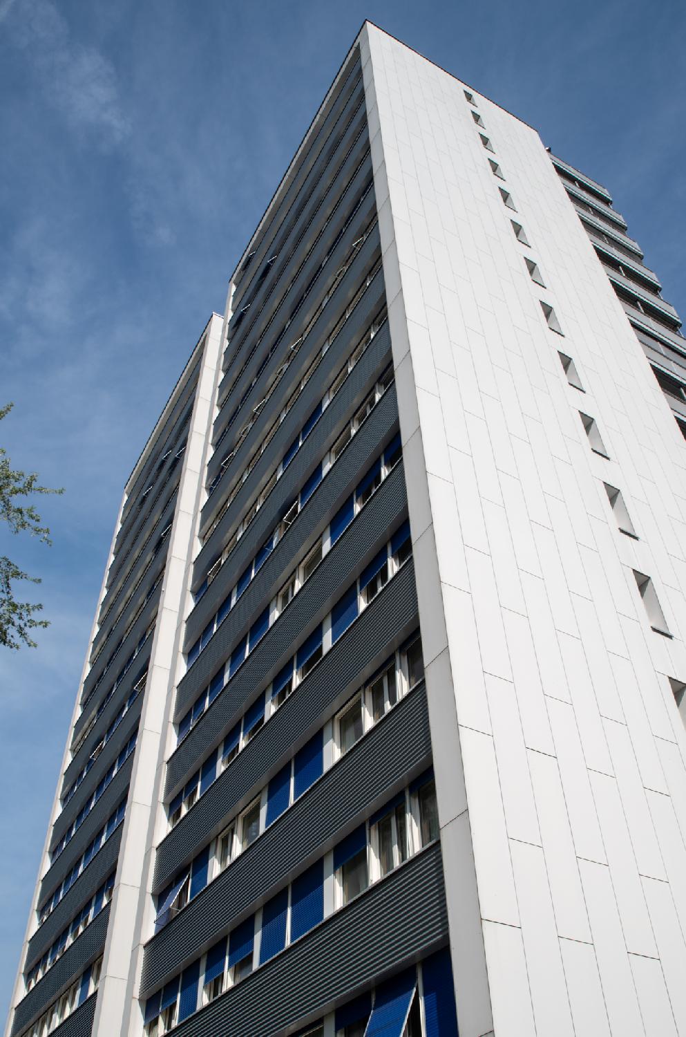 Building at the end of Alfred-Strebel-Weg - a high-rise residential building