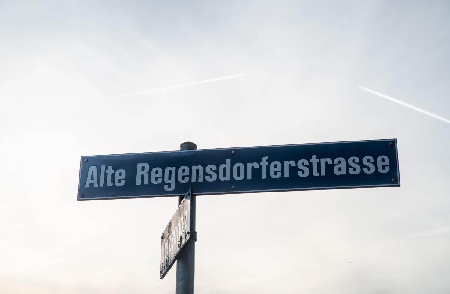Alte Regensdorferstrasse street sign
